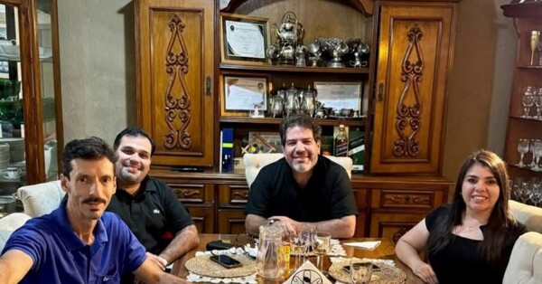 Blanco rearma su equipo en Luque para bloquear a Meza Bría mientras Echeverría negocia el control de la Junta