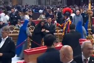 Latorre estuvo en la ceremonia fúnebre de Francisco y he’i que “fue una mezcla de sentimientos”