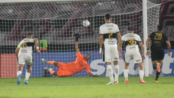 El paraguayo Lucas Verza en el once ideal de la Libertadores - .::Agencia IP::.