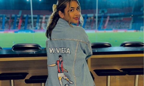 ¡Ella sí sabe cómo marcar en Cerro! ¡Así alentó en la Nueva Olla la novia de Wilder Viera!