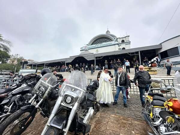 Caacupé se llenó de motores y camaradería con el Encuentro Internacional de Harley Paraguay 2025 - Nacionales - ABC Color