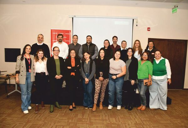 MAPFRE agradece y brinda un homenaje a los periodistas en su d铆a