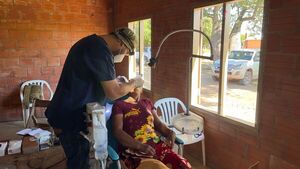 Jornada extramural beneficia a más de 500 personas en comunidades afectadas por lluvias en Boquerón
