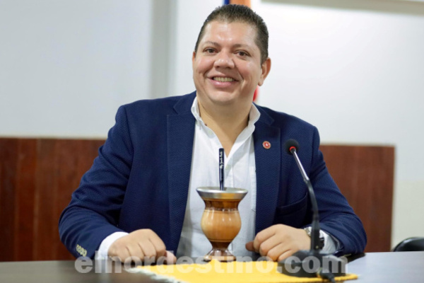 Compromiso y Valentía: Gobernador Juancho Acosta participa del homenaje a todos los periodistas del departamento de Amambay - El Nordestino