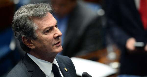 Diario HOY | Envían a prisión en Brasil al expresidente Collor de Mello, condenado por corrupción
