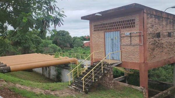 Autoridades pedirán a Itaipú encarar con urgencia la reparación del muro de defensa en Concepción
