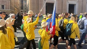 Los jóvenes del Jubileo en el funeral de Francisco: "Sentíamos al papa muy cercano"
