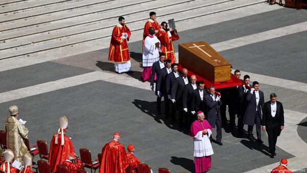 Último adiós al Papa Francisco: 200.000 personas despiden al pontífice de la humildad en Roma