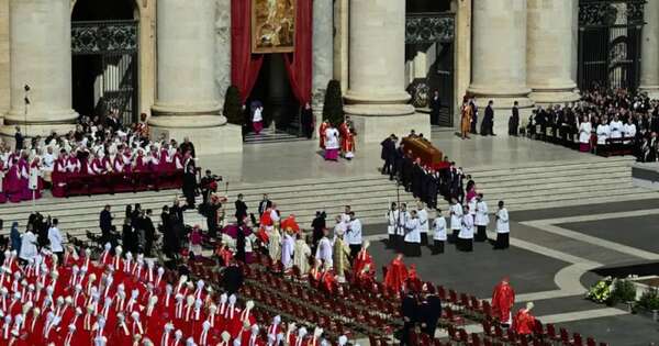 La Nación / Líderes mundiales dejan su último recuerdo al Papa Francisco
