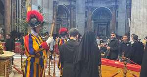Diario HOY | Gobierno paraguayo rindió homenaje al papa Francisco en Roma