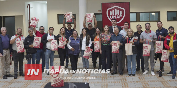 LA UNAE HOMENAJEÓ A PERIODISTAS EN SU DÍA CON UN EMOTIVO ENCUENTRO