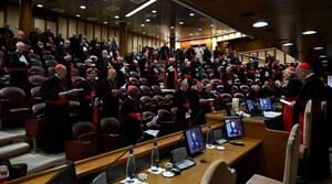 VATICANO: El cónclave para elegir al nuevo Papa se hará después del novenario