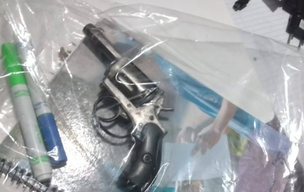 Detienen al dueño del arma que fue manipulada por una niña y que falleció en Paraguarí - Noticiero Paraguay