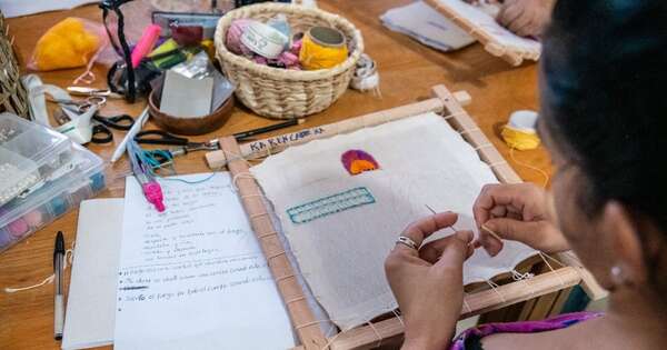 Diario HOY | “Hilos Sonoros de Esperanza”: Exposición de arte de reclusas del Buen Pastor