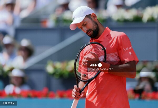 Versus / Djokovic decepciona de nuevo al caer en su estreno en Madrid
