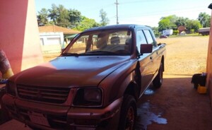 Desconocidos hurtaron una camioneta en Yguazú