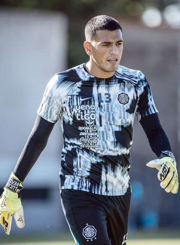 Olimpia, entrenamiento dominical y “encierro” - Fútbol - ABC Color