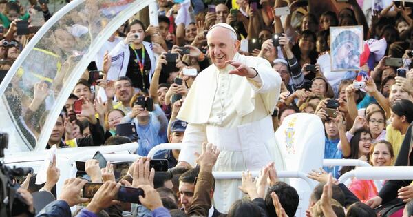 La Nación / El papa de la misericordia