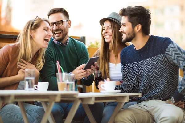 Amigos nuevos en la adultez: por qué es difícil y cómo lograrlo sin forzar - Estilo de vida - ABC Color