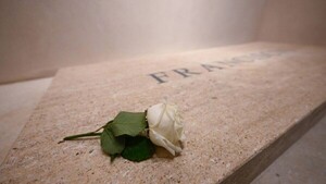La sepultura de Francisco, otra meta de peregrinación en Roma