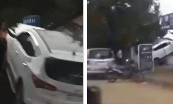 (Video) ¿Cómo llegó ahí? En Villarrica, un vehículo fue parar por el techo de una casa