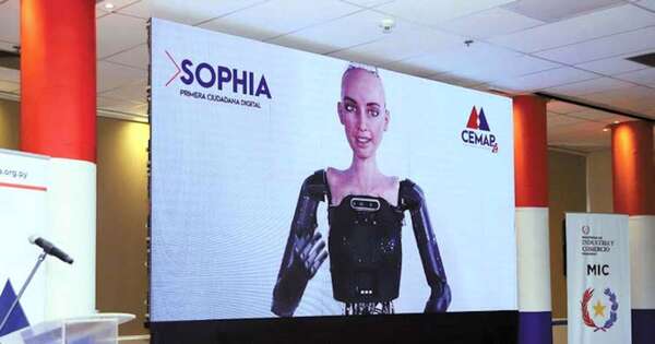 La Nación / Maquila paraguaya recibirá la visita y conferencia de la robot humanoide Sophia
