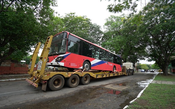 Los diez buses eléctricos donados por Taiwán serán sometidos a pruebas técnicas