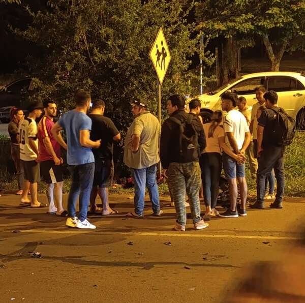 Vehículo que atropelló a peatón pertenece a un concejal municipal Encarnación - Policiales - ABC Color