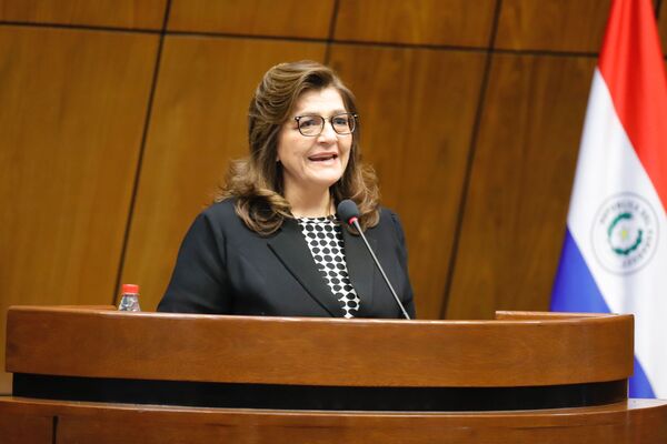 Blanca Ovelar pide revisar el horario vigente por su impacto en la vida de los paraguayos - El Trueno