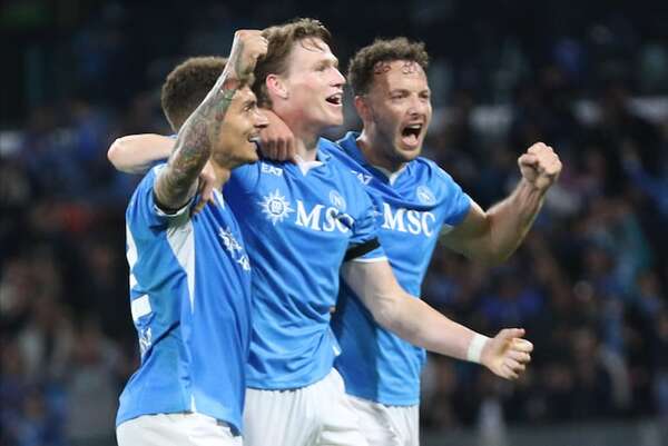 Napoli asume el liderato tras la derrota del Inter - Fútbol Internacional - ABC Color