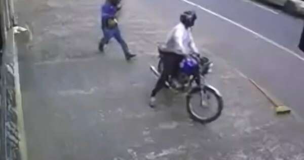La Nación / Detienen a dos hombres tras una persecución y balacera en Itauguá