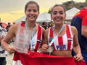 Vóley playa: Medalla de plata para Fio y Denisse en el Sudamericano de Santa Marta - Polideportivo - ABC Color