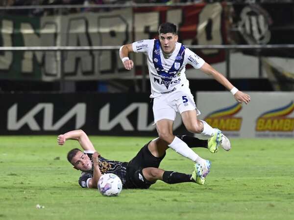 Ameliano 0 - Libertad 0: El líder, con poca Fortaleza - Fútbol - ABC Color