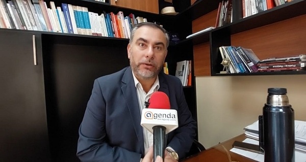 Senador lamenta que oposición desvíe el debate y «caiga» en la trampa del oficialismo