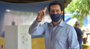 Versus / ¡Arde la República! Atacan domicilio del presidente de Luqueño