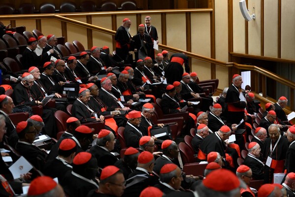 Cónclave para elegir al sucesor de Francisco comenzará el 7 de mayo - 1000 Noticias