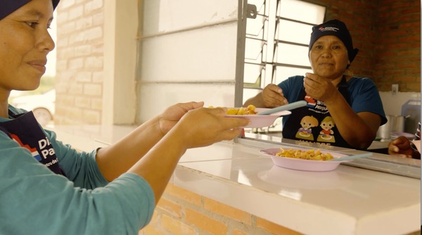Todos los trabajadores de Hambre Cero tienen que ser formales, dice ministra y anuncia más controles - .::Agencia IP::.