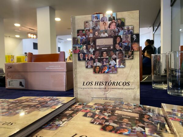 Presentaron el libro “Los históricos y la generación intermedia de la comunicación itapuense”