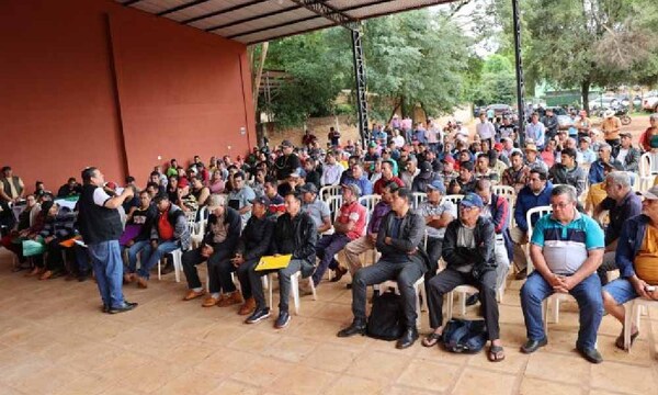 Indert regularizará siete colonias en el distrito de Tembiaporã – Prensa 5