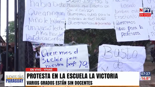 Protesta por falta de rubros docentes y “promesa incumplida” de Hambre Cero en escuela de Ypané