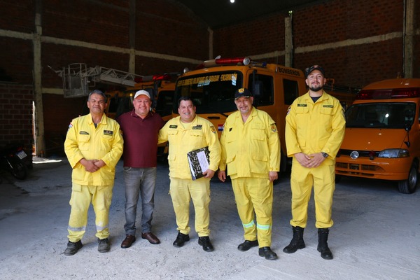 Reunión entre la EBY y el Cuerpo de Bomberos del Paraguay filial Encarnación