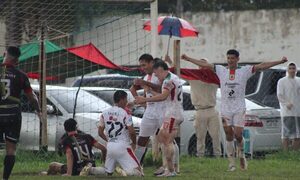 13 de Junio golea y, partidos se suspenden
