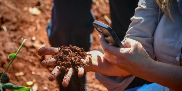 Productores de yerba mate se capacitan en manejo y conservación de suelo