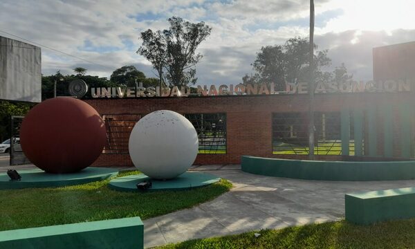 Puentazo en la UNA: anuncian fumigación de los espacios el viernes