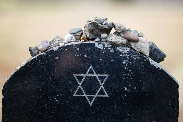 Conmemoran en Asunción Yom HaShoá, Día del Recuerdo del Holocausto - Nacionales - ABC Color