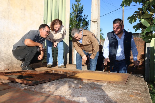 Inspección confirma pleno funcionamiento de estaciones de bombeo en Encarnación, algas en arroyo Potiy tiene otras causas