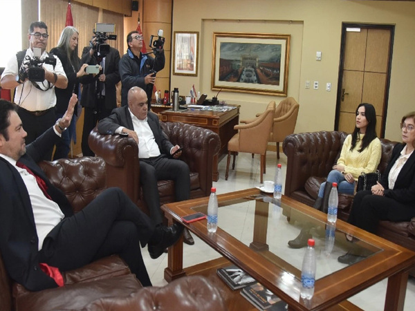 Familiares de Lalo Gomes denuncian irregularidades