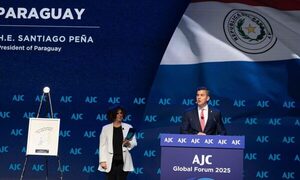 Nuestro presi Santi Peña recibió en EEUU premio que es “símbolo de amistad entre Paraguay e Israel”