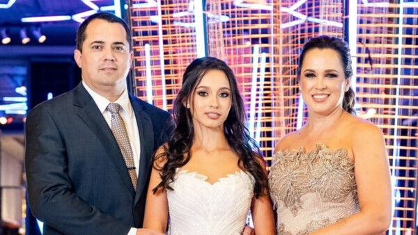 La fiesta de quince años de Jimena Sanabria Carpinelli