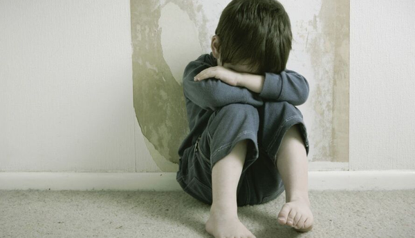 Otorgan arresto domiciliario a hermano de una fiscal, imputado por supuesto abuso de su hijo - Noticiero Paraguay